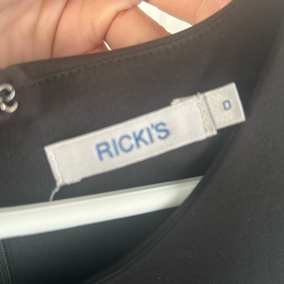 Ricki’s dress size 0 - Picture 3 of 3